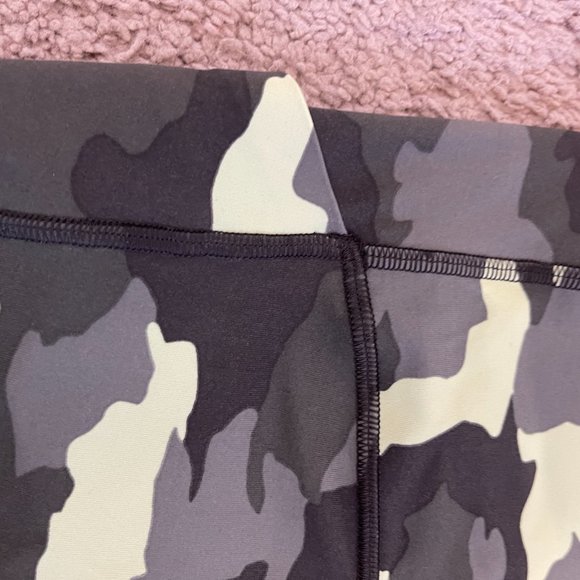 Lululemon Swift Speed HR Tight 28" - Picture 3 of 4